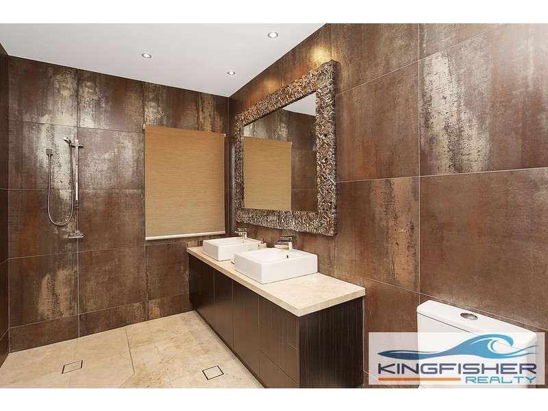 102a Jabiru Avenue, Burleigh Waters QLD 4220