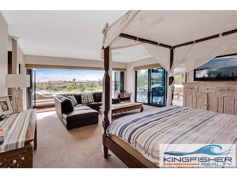 102a Jabiru Avenue, Burleigh Waters QLD 4220