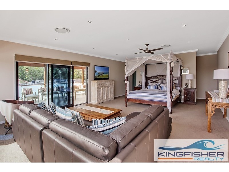 102a Jabiru Avenue, Burleigh Waters QLD 4220