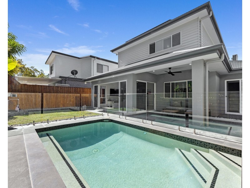 2 Eden Circuit, Reedy Creek QLD 4227