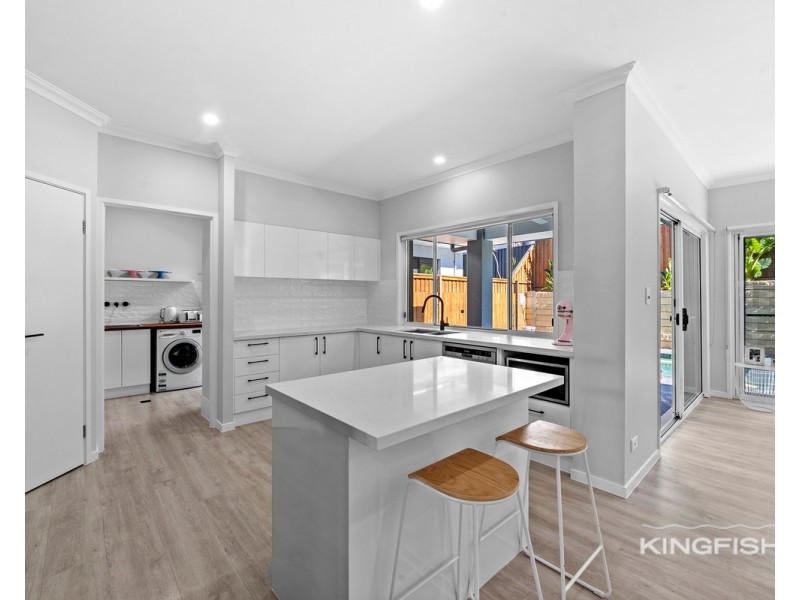 2 Eden Circuit, Reedy Creek QLD 4227