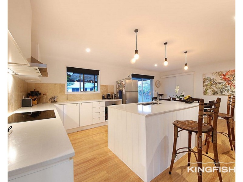 17 Egret Avenue, Burleigh Waters QLD 4220