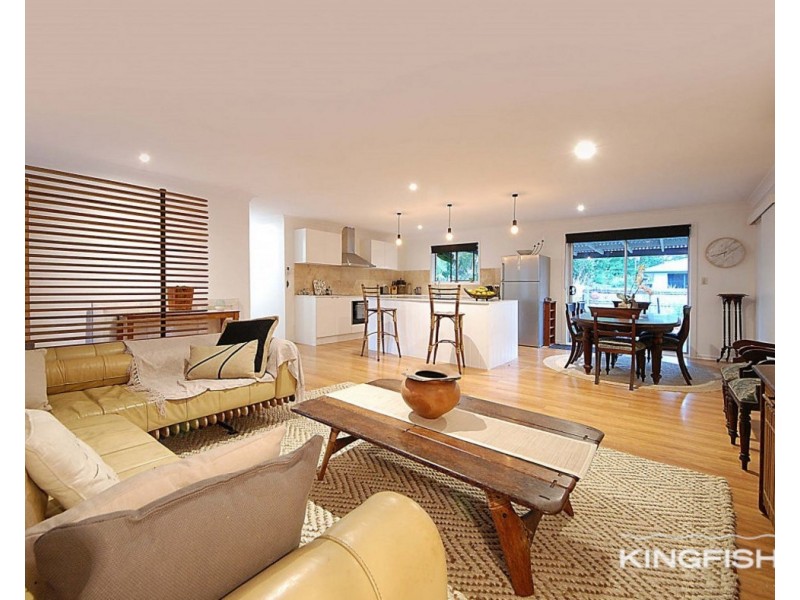 17 Egret Avenue, Burleigh Waters QLD 4220