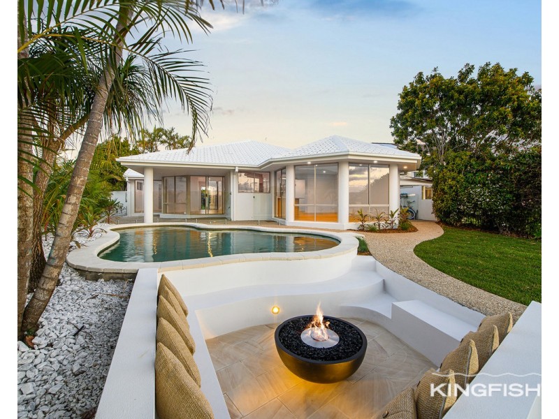 19 Notre Dame Court, Varsity Lakes QLD 4227