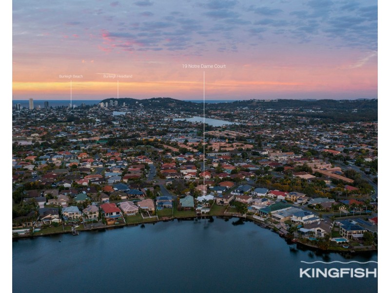 19 Notre Dame Court, Varsity Lakes QLD 4227