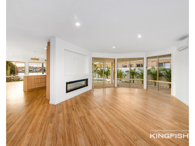 19 Notre Dame Court, Varsity Lakes QLD 4227