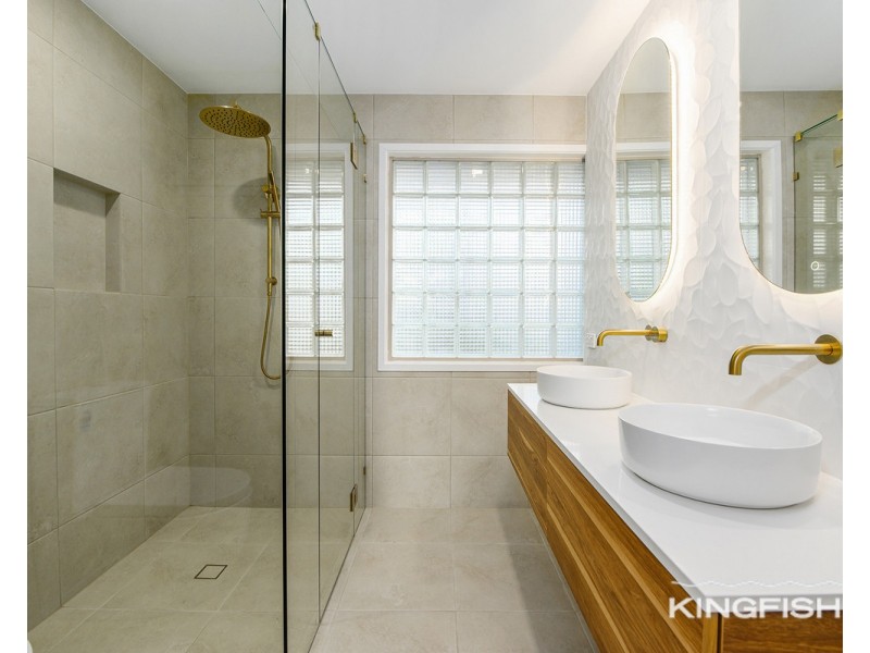 19 Notre Dame Court, Varsity Lakes QLD 4227