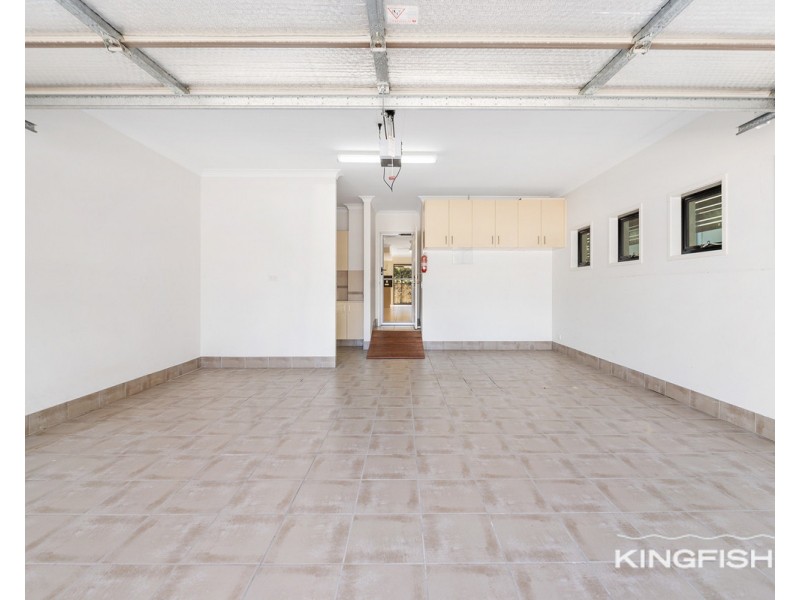 2/6 Peter Parade, Miami QLD 4220