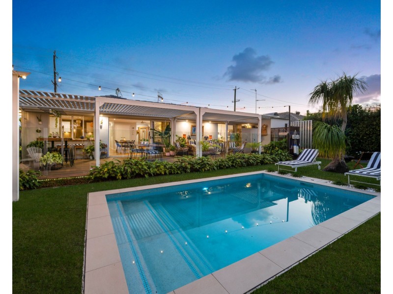 251 Mallawa Drive, Palm Beach QLD 4221