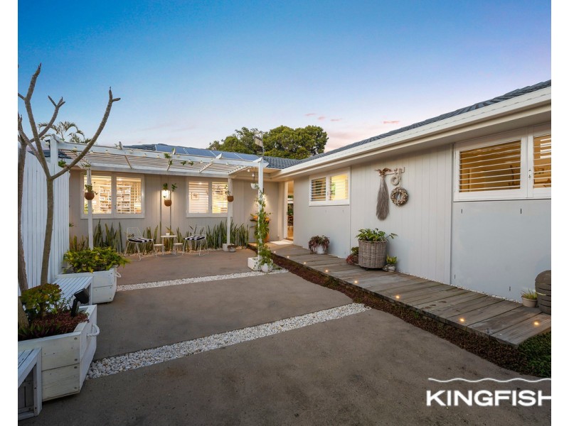 251 Mallawa Drive, Palm Beach QLD 4221