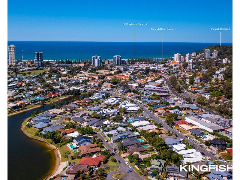 30 Kingfisher Crescent, Burleigh Waters QLD 4220