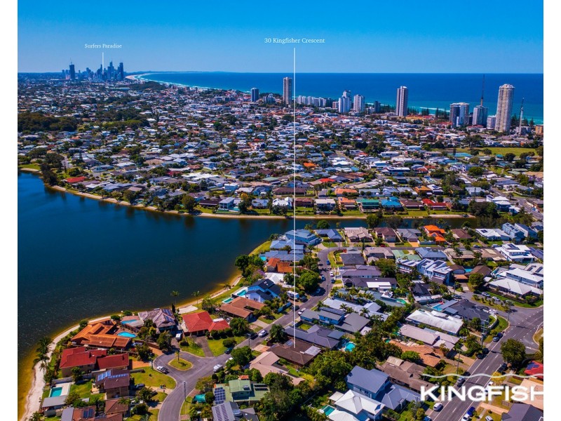 30 Kingfisher Crescent, Burleigh Waters QLD 4220