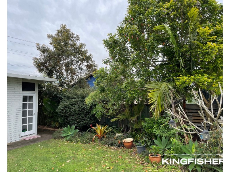 19 Egret Avenue, Burleigh Waters QLD 4220
