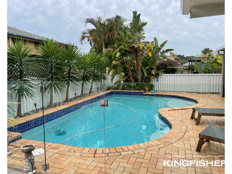 19 Egret Avenue, Burleigh Waters QLD 4220
