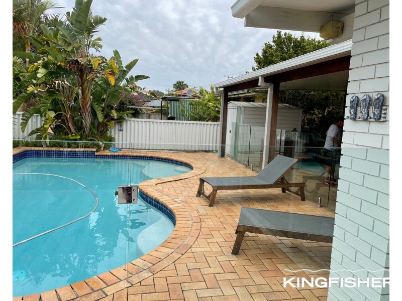 19 Egret Avenue, Burleigh Waters QLD 4220