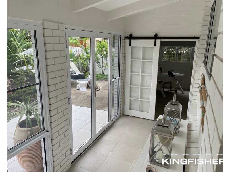 19 Egret Avenue, Burleigh Waters QLD 4220