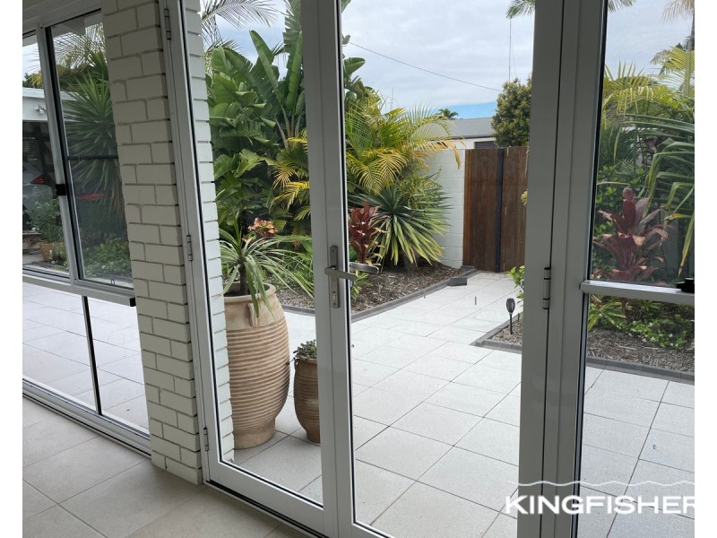 19 Egret Avenue, Burleigh Waters QLD 4220