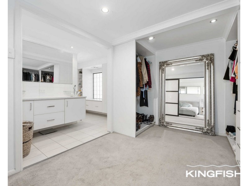 17 Kallay Street, Miami QLD 4220