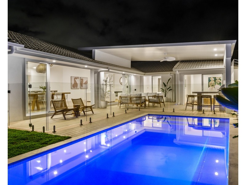 193 Acanthus Avenue, Burleigh Waters QLD 4220