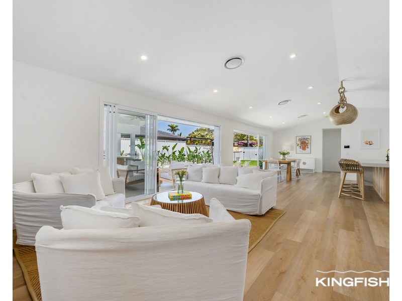 193 Acanthus Avenue, Burleigh Waters QLD 4220