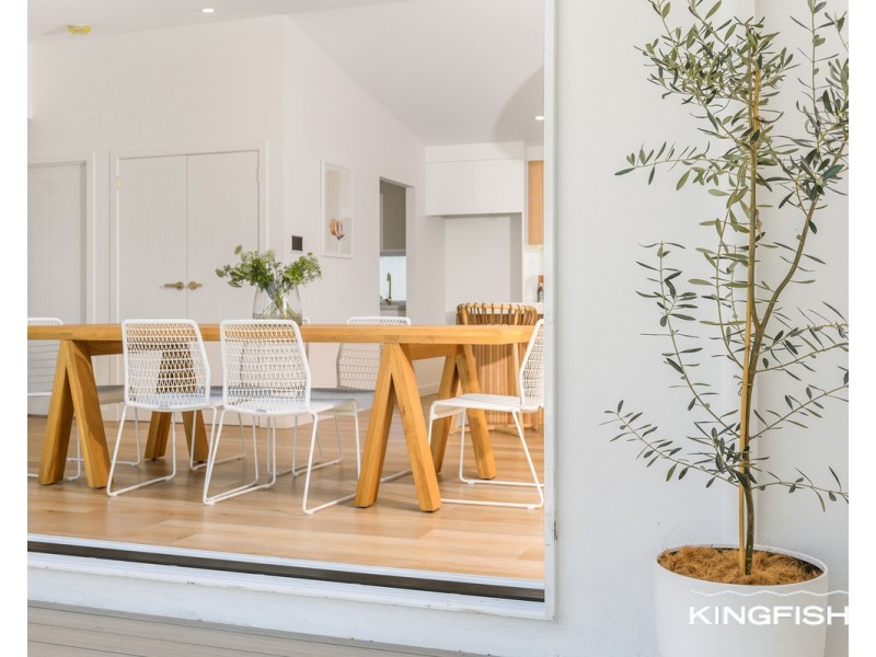 193 Acanthus Avenue, Burleigh Waters QLD 4220