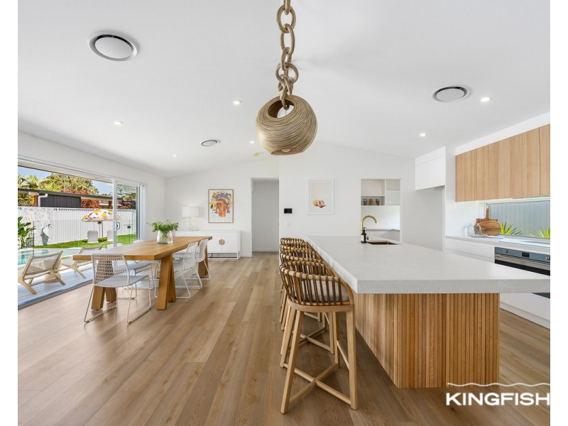 193 Acanthus Avenue, Burleigh Waters QLD 4220