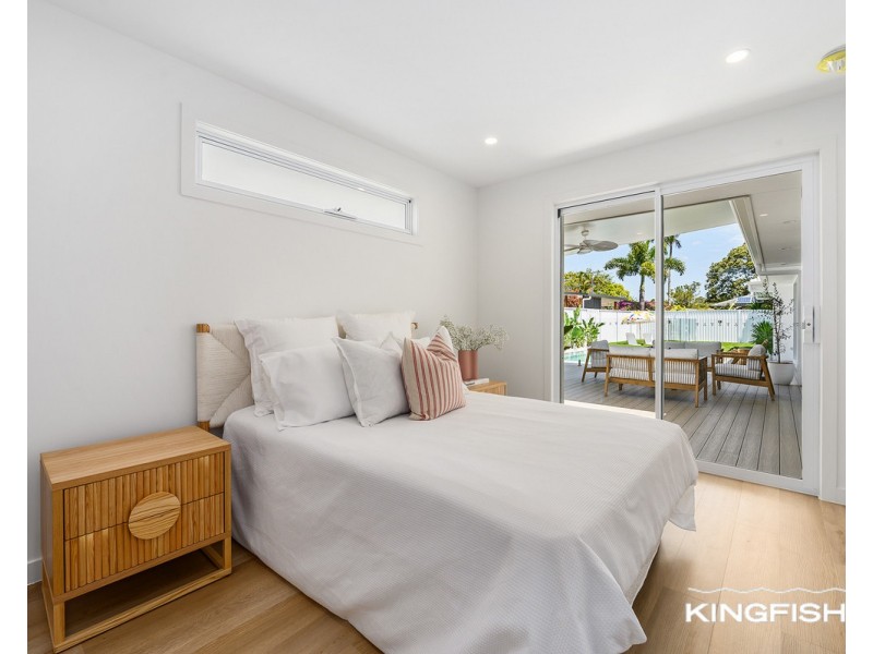 193 Acanthus Avenue, Burleigh Waters QLD 4220