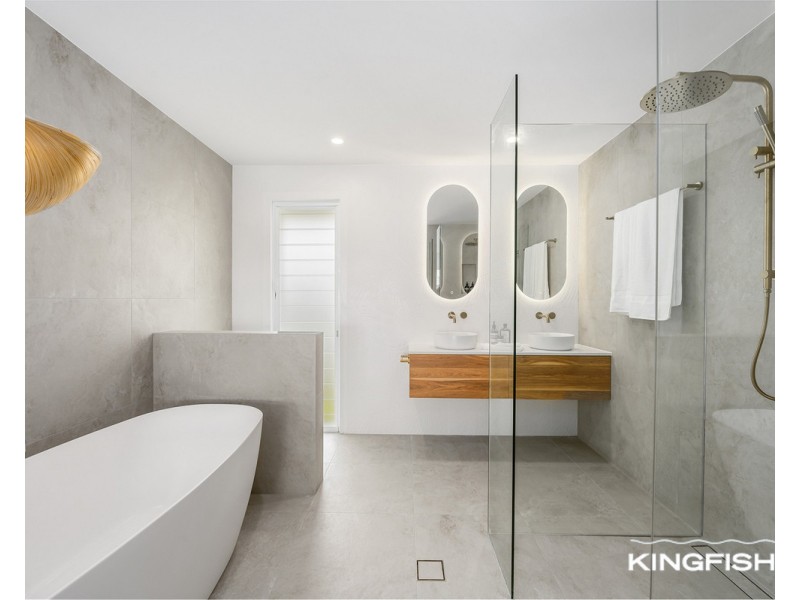 193 Acanthus Avenue, Burleigh Waters QLD 4220