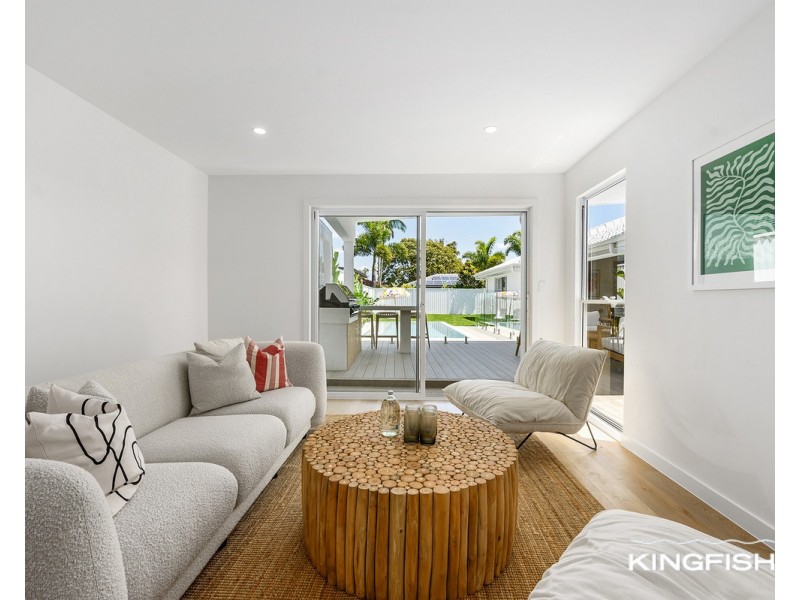 193 Acanthus Avenue, Burleigh Waters QLD 4220