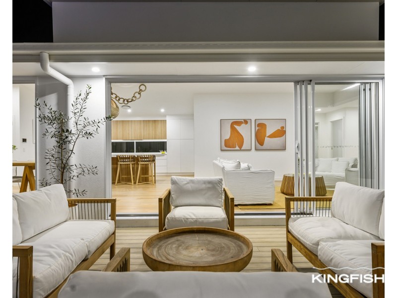 193 Acanthus Avenue, Burleigh Waters QLD 4220