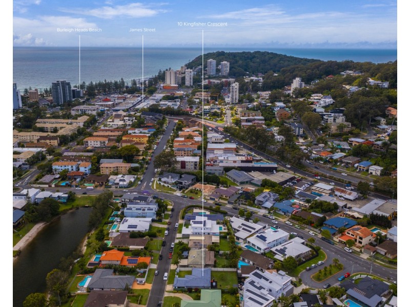 10 Kingfisher Crescent, Burleigh Waters QLD 4220