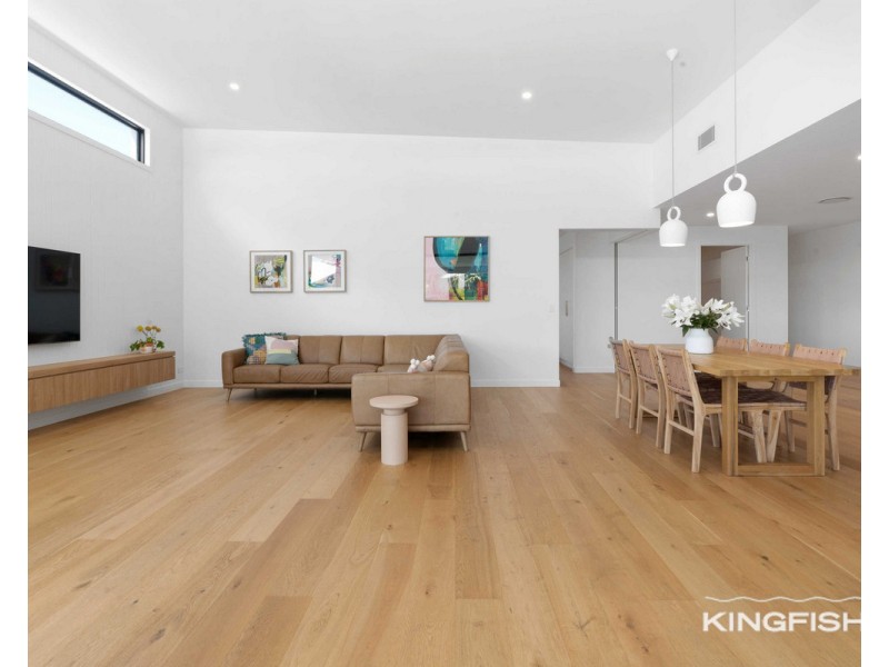 4 Tern Drive, Burleigh Waters QLD 4220