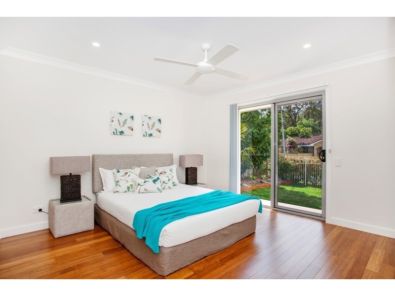 18 Bittern Avenue, Burleigh Waters QLD 4220