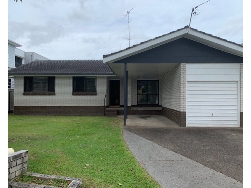 47 Banksia Broadway, Burleigh Waters QLD 4220