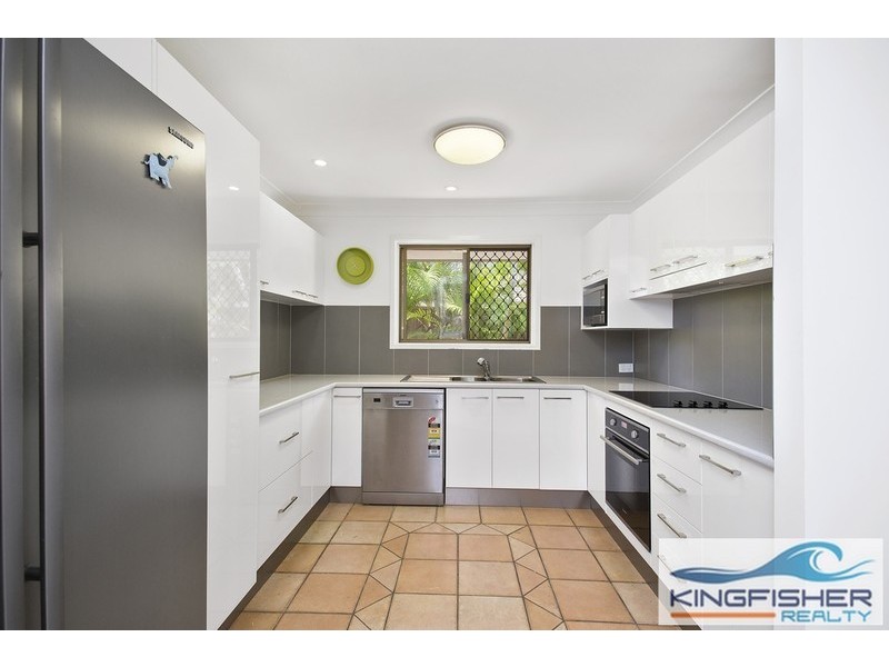 3 Fantail Court, Burleigh Waters QLD 4220