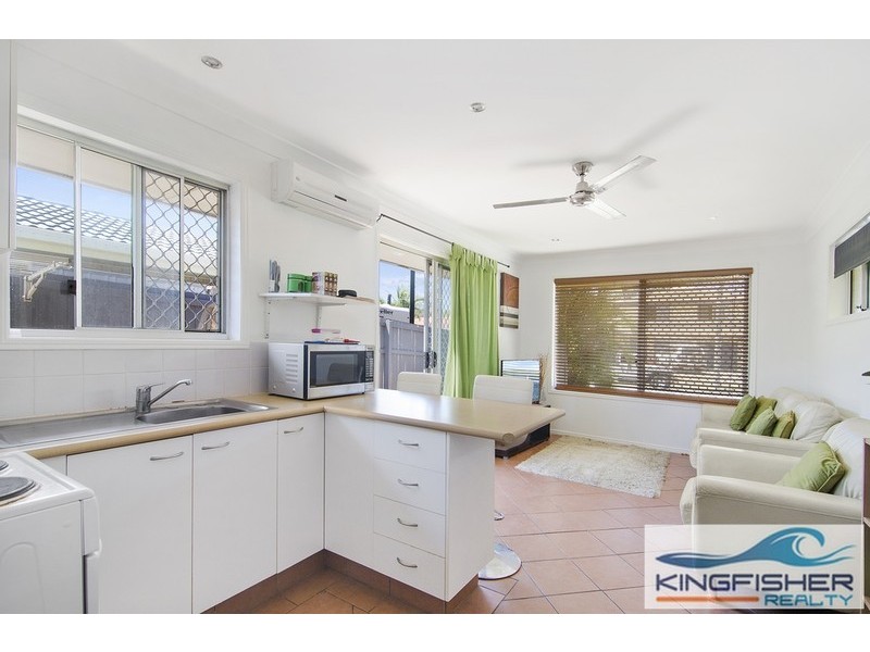 11 Curlew Crescent, Burleigh Waters QLD 4220