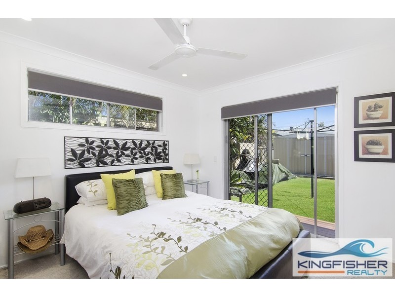 11 Curlew Crescent, Burleigh Waters QLD 4220