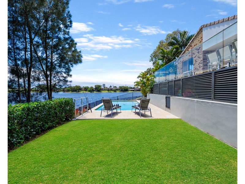 56 Galeen Drive, Burleigh Waters QLD 4220