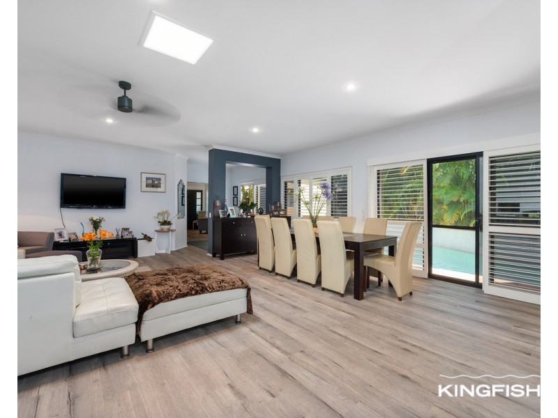 10 North Shore Avenue, Varsity Lakes QLD 4227