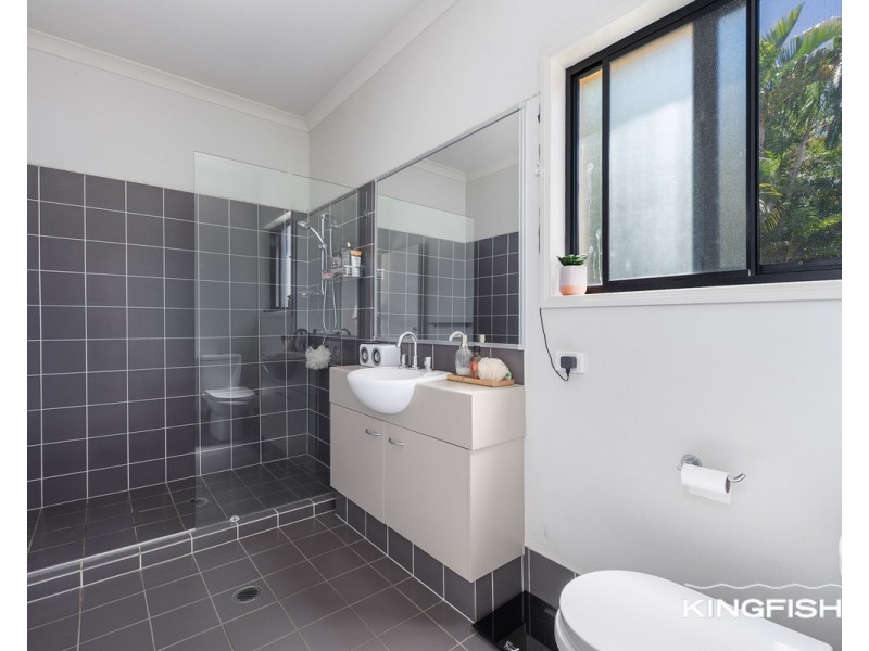 10 North Shore Avenue, Varsity Lakes QLD 4227