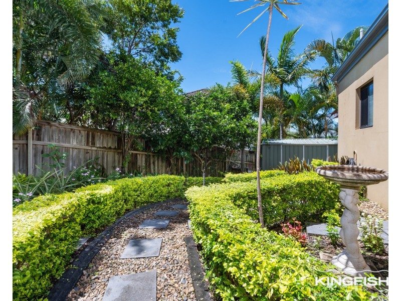 10 North Shore Avenue, Varsity Lakes QLD 4227