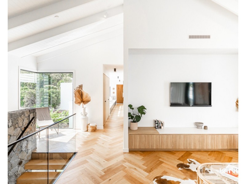 7 Tawarri Crescent, Burleigh Heads QLD 4220