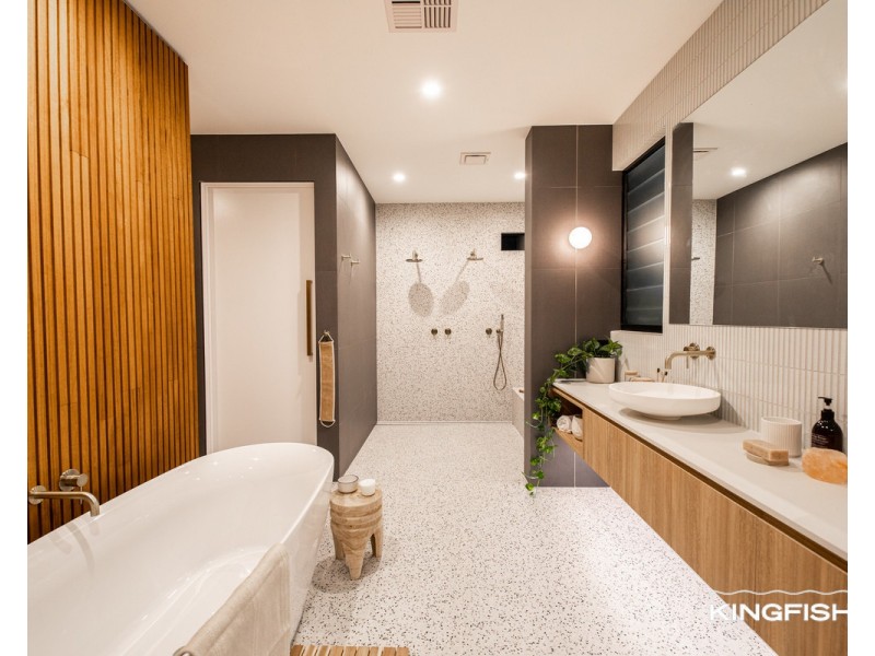 7 Tawarri Crescent, Burleigh Heads QLD 4220