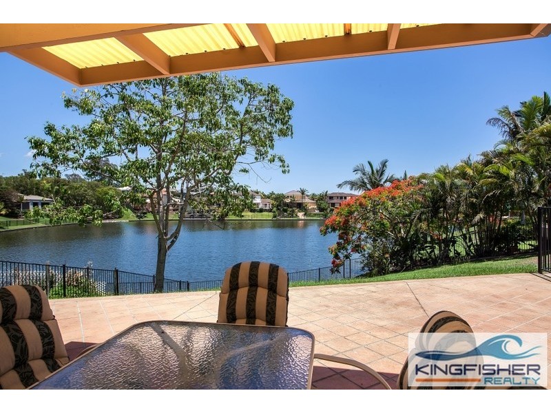 190 Dunlin Drive, Burleigh Waters QLD 4220