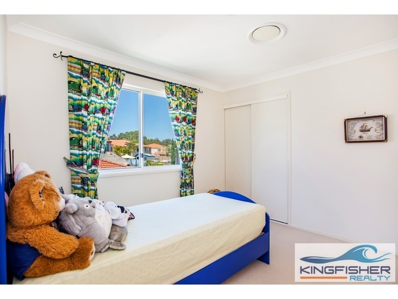 190 Dunlin Drive, Burleigh Waters QLD 4220