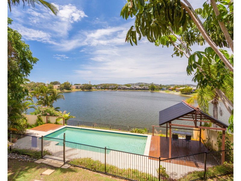 84 Honeyeater Drive, Burleigh Waters QLD 4220