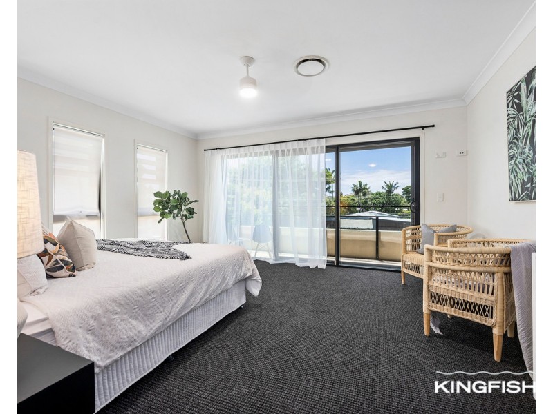 2/6 Peter Parade, Miami QLD 4220