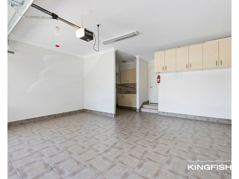 2/6 Peter Parade, Miami QLD 4220