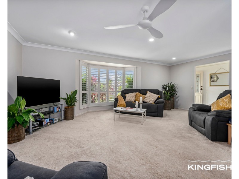 5 Goldfinch Avenue, Burleigh Waters QLD 4220
