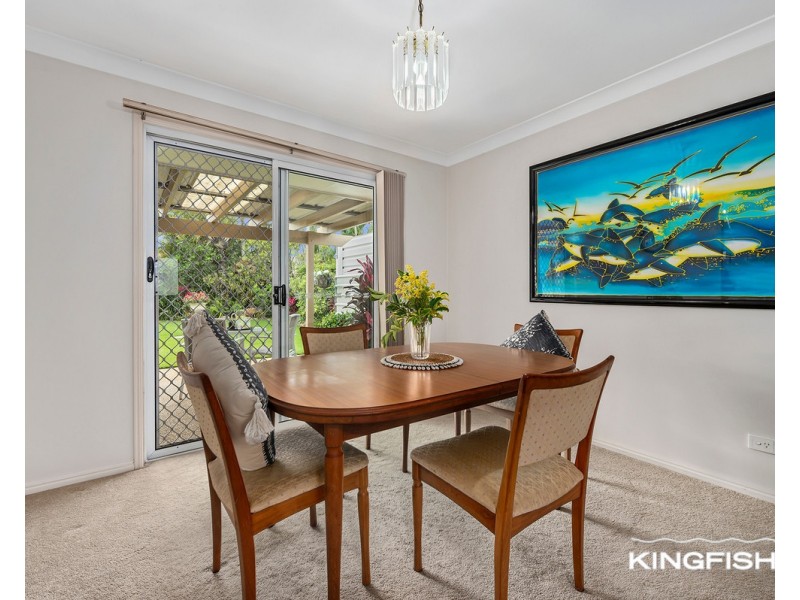 5 Goldfinch Avenue, Burleigh Waters QLD 4220
